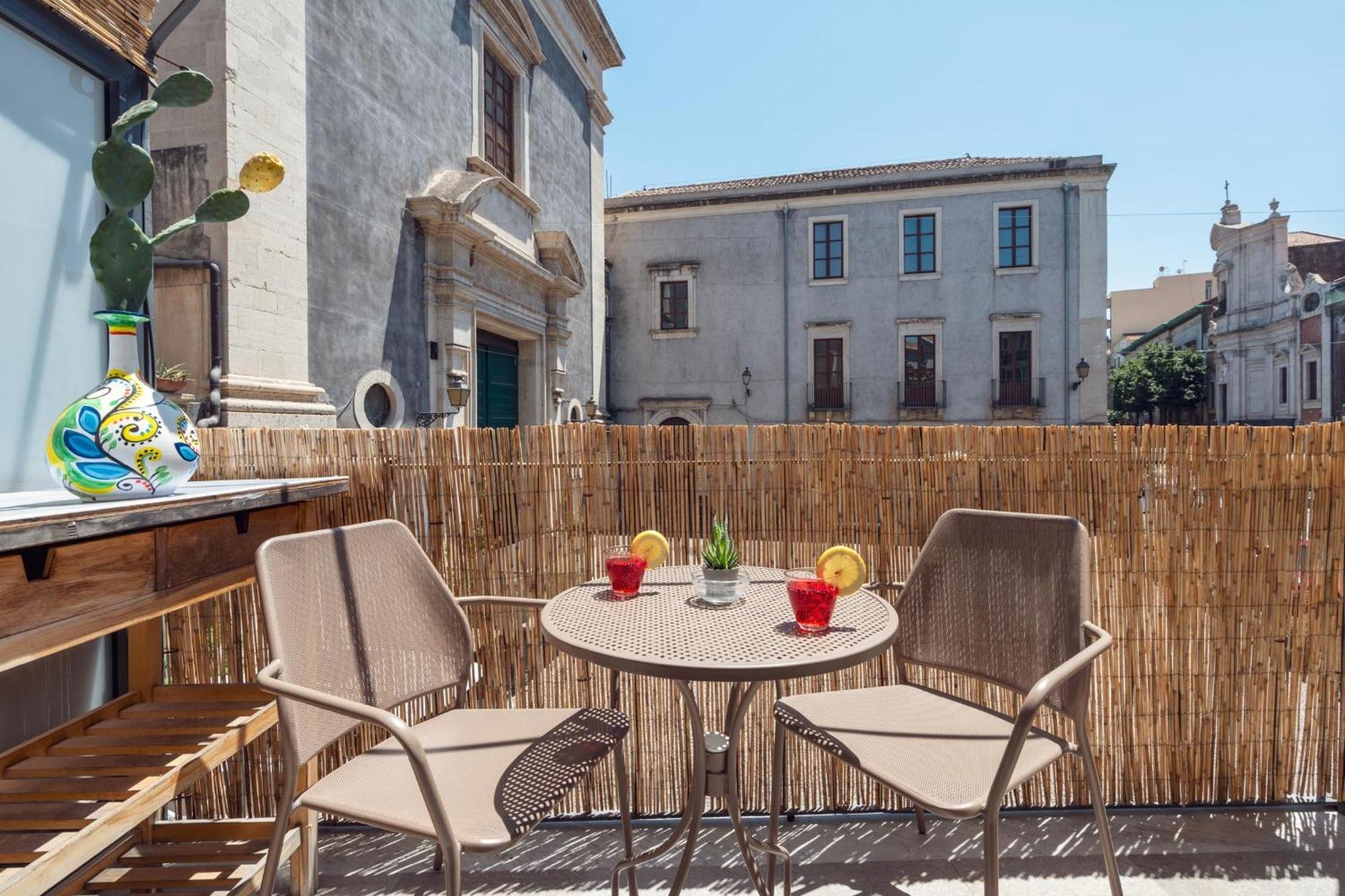 Terra Dell'Etna Apartment Catania Ngoại thất bức ảnh